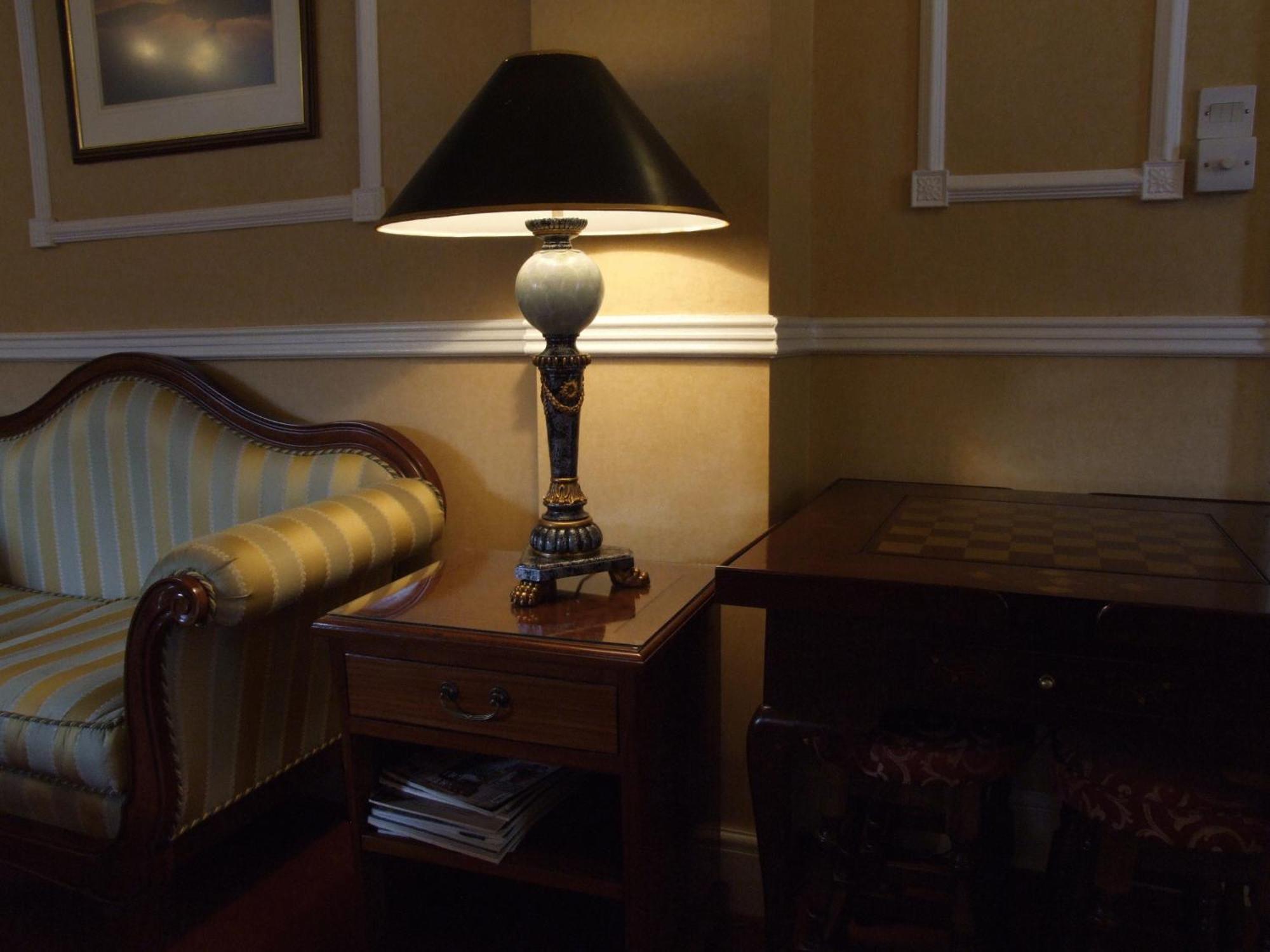 Ely House Hotel ウォルヴァーハンプトン エクステリア 写真